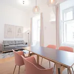 HeyMi Apartments Stoss im Himmel