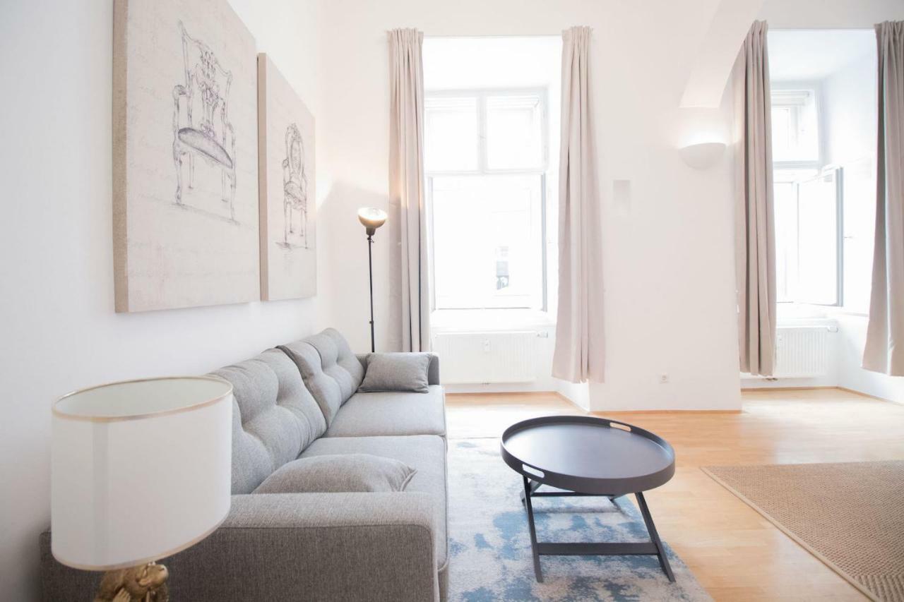 Heymi Hoher Markt Apartament *